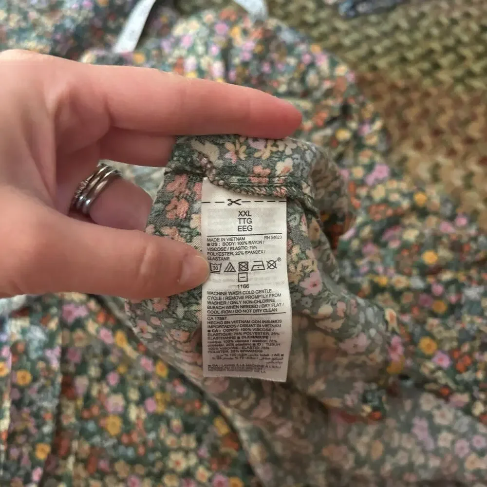 Old Navy Womens XXL Ditsy Floral Smocked Midi Dress Long Sleeve Rayon Boho Multi
